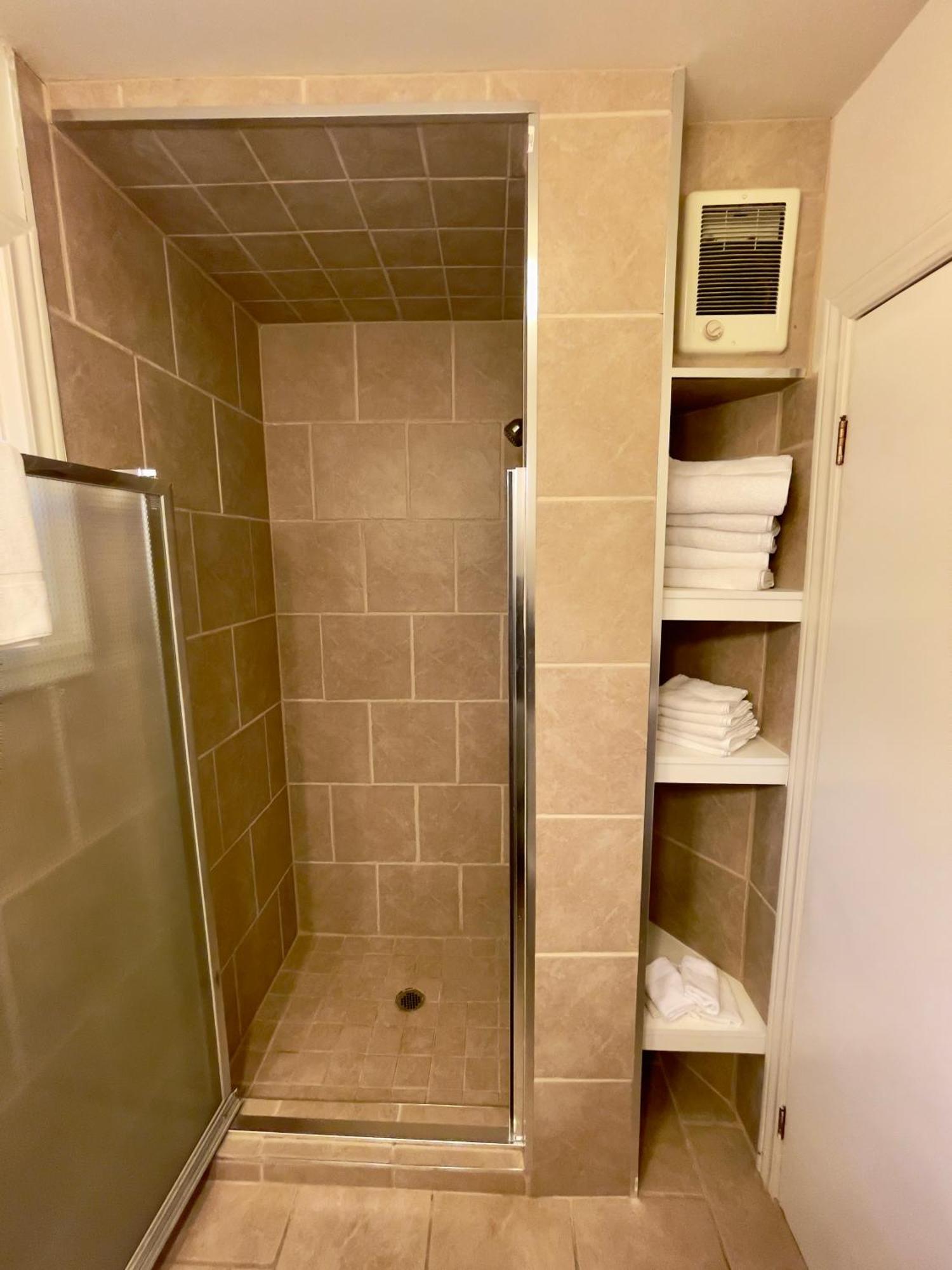 סאולט סאינטה מארי Adams Motel מראה חיצוני תמונה
